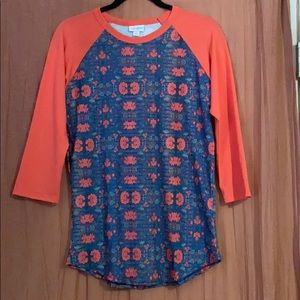LuLaRoe Randy style with 3/4 sleeves shirt! NWOT